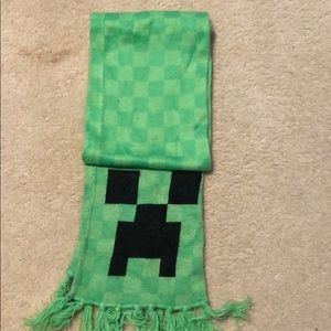 Minecraft Creeper Scarf